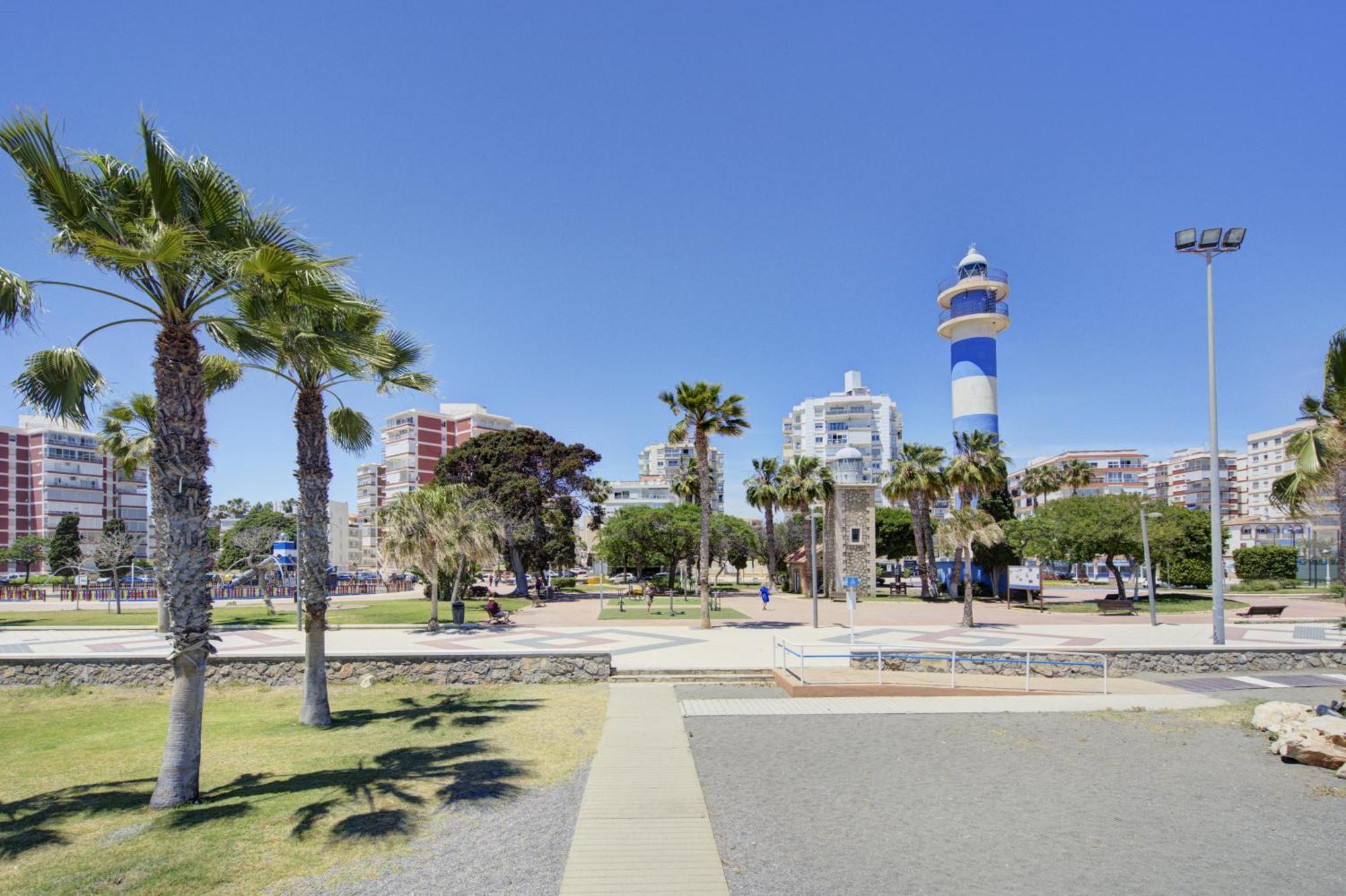 Nuevo Piso Centro Torre Del Marアパートメント エクステリア 写真
